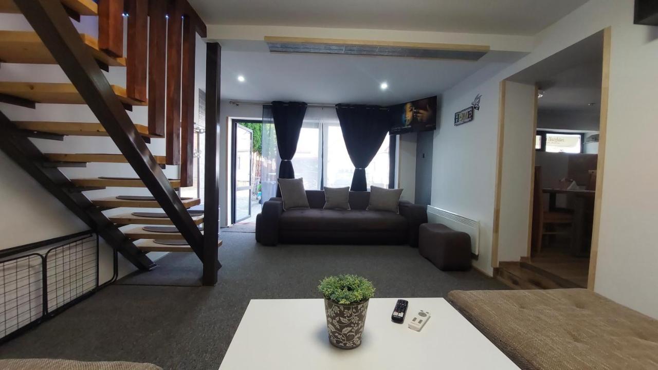 Morrison Apartments Miercurea Ciuc Chambre photo